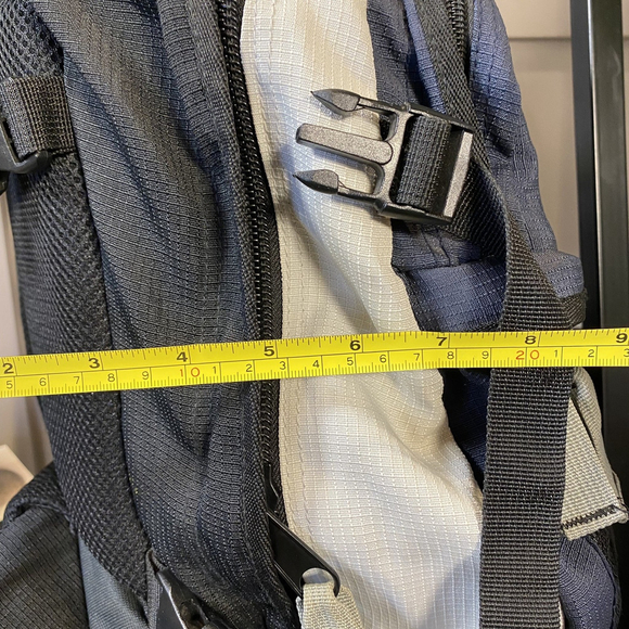 North 49 Coyote Day Backpack Bag Hiking School Adults Navy Grey 17” - Picture 10 of 11